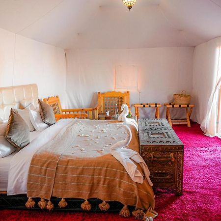 Desert Luxury Camp Morocco Мерзуга Экстерьер фото